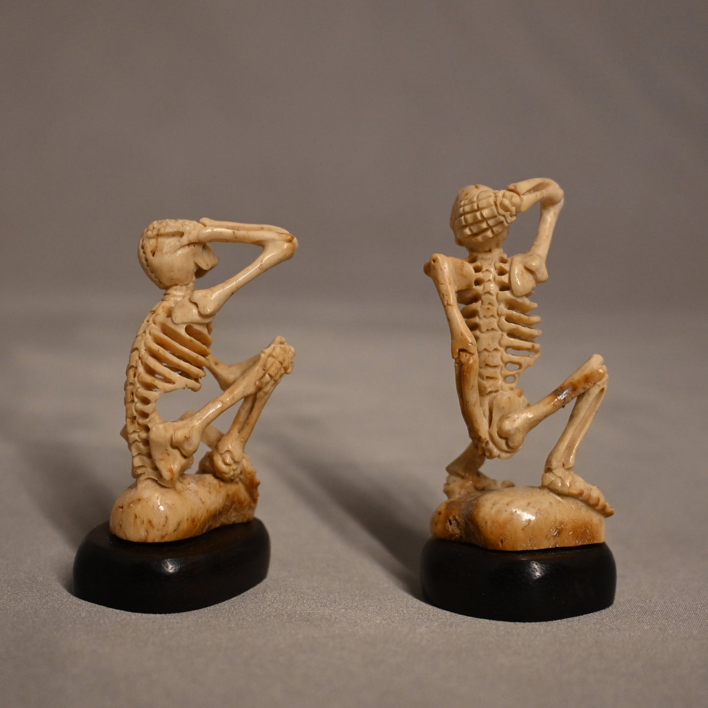 Carved Bone Skeleton Statues Scratching